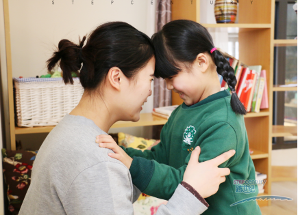 遼寧市盤錦跨世紀(jì)幼兒園：幼師的幸福就是和孩子在一起