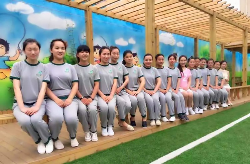 安徽蒙城跨世紀(jì)幼兒園：把愛傳遞給每個(gè)幼兒