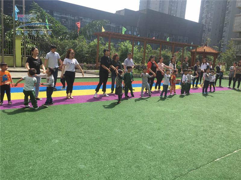 重慶新雅跨世紀幼兒園：這才是蒙氏班開放半日活動總結(jié)的“標(biāo)準(zhǔn)”!