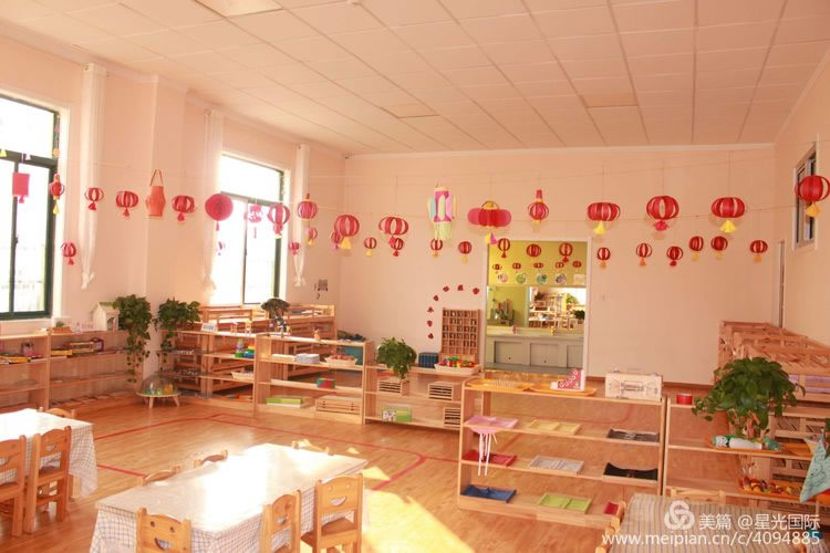 山東棗莊山亭星光跨世紀(jì)幼兒園：迎接新年，這樣的親子游園活動(dòng)值得選擇!