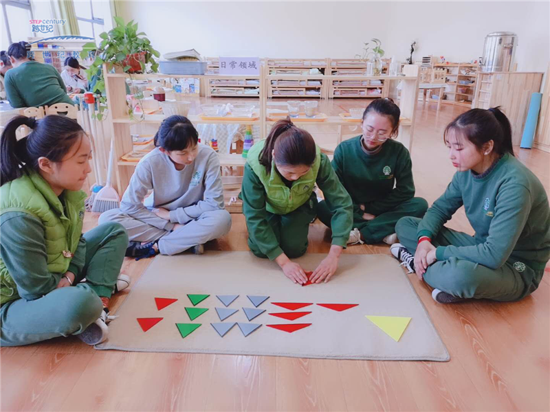河北邢臺(tái)跨世紀(jì)萬盛幼兒園：師資隊(duì)伍專業(yè)能力提高秘籍分享