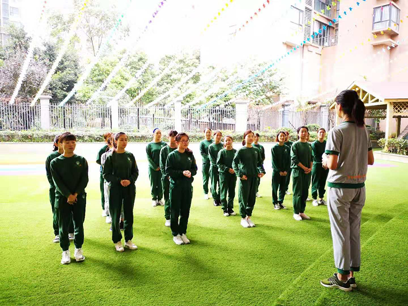 四川成都跨世紀(jì)派森幼兒園：幼兒園如何進(jìn)行團(tuán)隊(duì)文化的凝聚建設(shè)？
