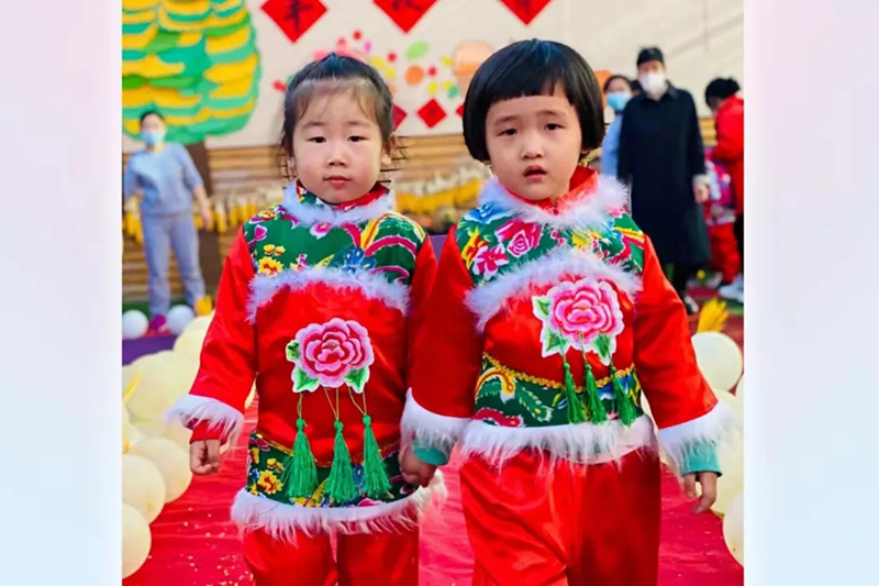 河北保定跨世紀(jì)幼兒園：“蔬果樂悠游，萌娃慶豐收”幼兒園豐收節(jié)主題活動
