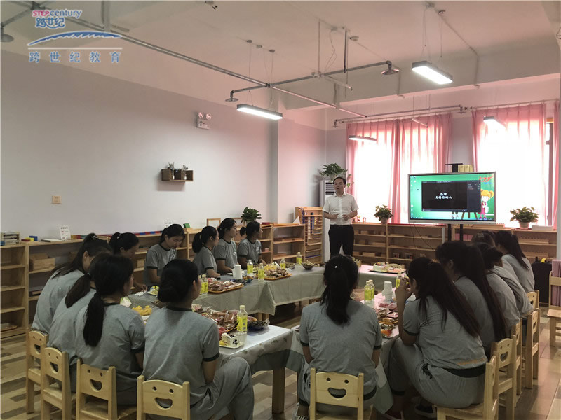 河南南陽鎮(zhèn)平明珠跨世紀(jì)幼兒園：外行辦園零經(jīng)驗，聯(lián)盟后招生火爆!