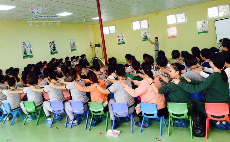 河北內(nèi)丘藍(lán)天跨世紀(jì)幼兒園邢紅衛(wèi)：說(shuō)說(shuō)我與跨世紀(jì)的故事
