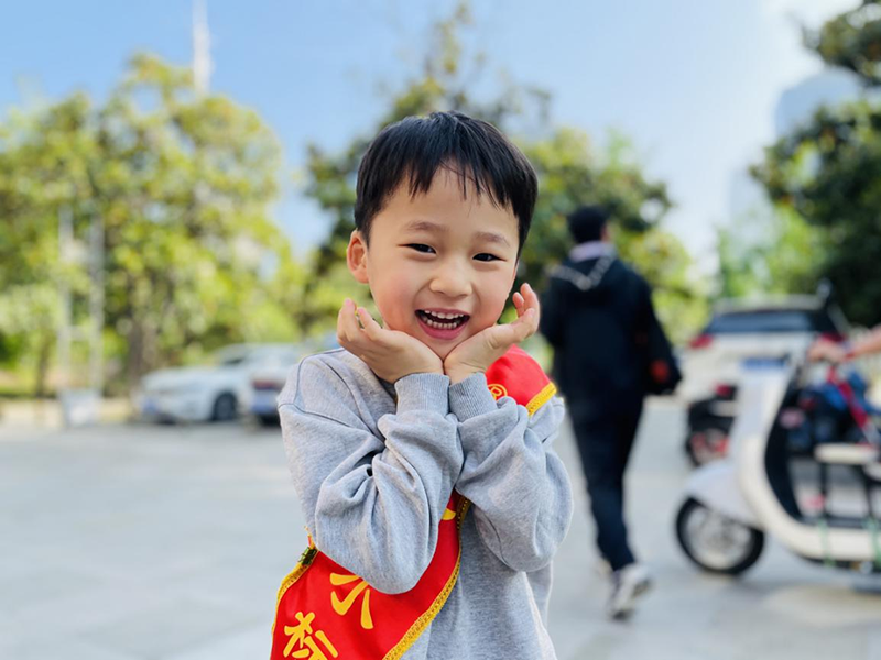 跨世紀(jì)蒙氏教育情景化成果案例：主動(dòng)問候，從我做起