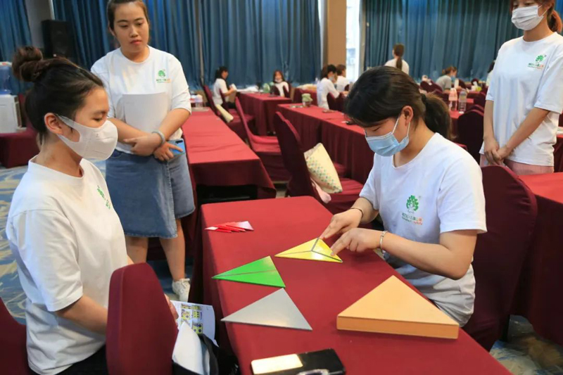 智慧在兒童的手指尖上，讓兒童在工作中成長(zhǎng)|243期蒙氏全程培訓(xùn)小紀(jì)4