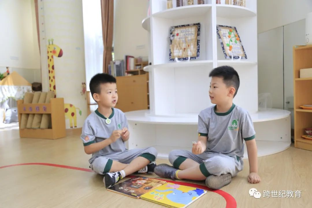 蒙氏教育：孩子不愛“分享”？抓住新學(xué)期開學(xué)教育好時(shí)機(jī)幫助孩子！