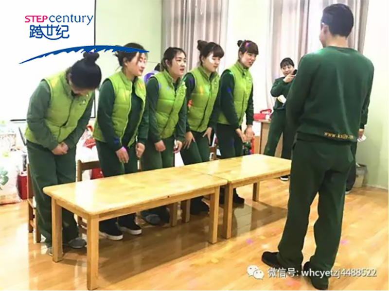河南省衛(wèi)輝市朝陽兒童之家：其樂融融一家親，熱熱鬧鬧慶佳節(jié)386.png