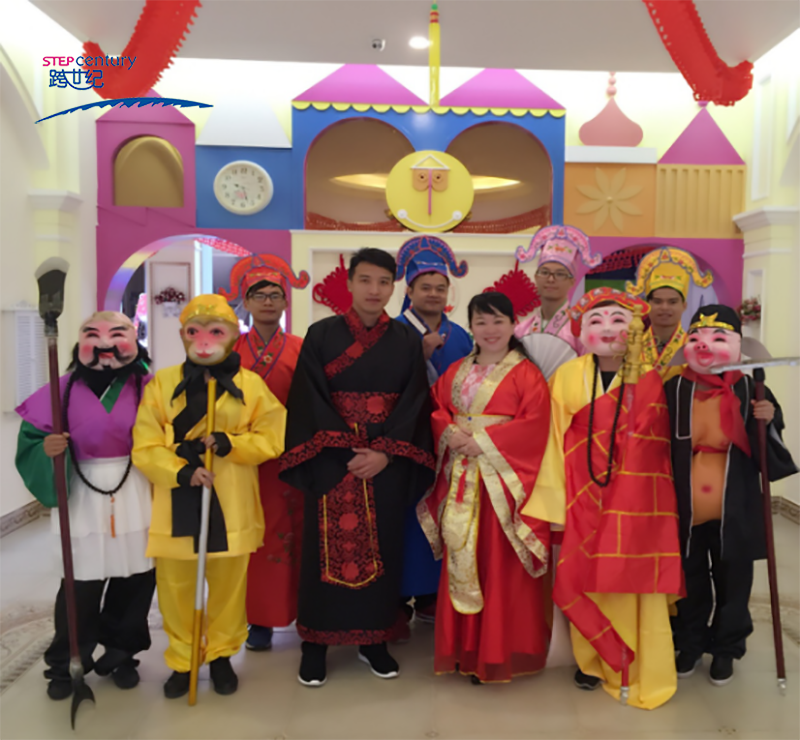 廣州省吳川市旭旭蒙特梭利幼兒園：“夢(mèng)回大唐 ，中國(guó)年集市會(huì)”主題活動(dòng)開(kāi)始啦！259.png