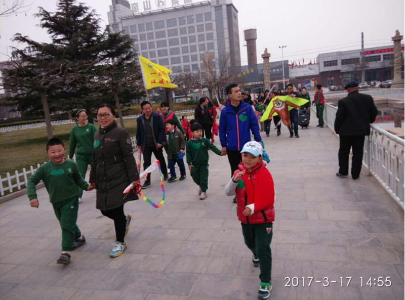河北省邢臺縣隆堯縣樹人幼兒園：放飛夢想，感受春天288.png
