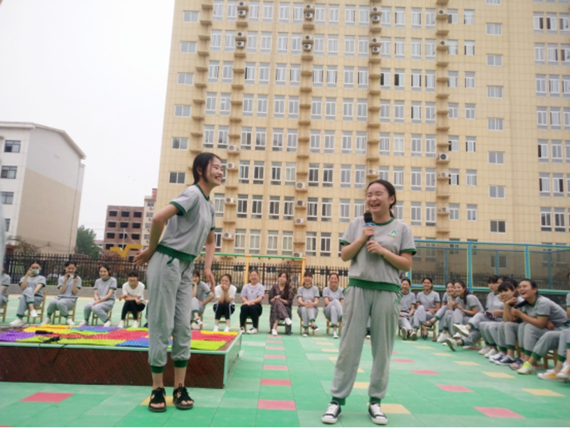 河南省汝州跨世紀海天幼兒園：清涼夏季，歡樂總動員862.png